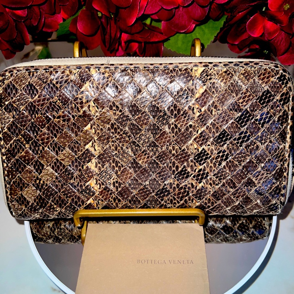 Bottega Veneta Intreciatto Brown Python Zippy Wal… - image 1